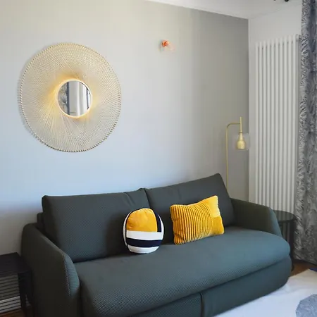 Sweethomeversailles 5mn Walk From The Palace شقة فيرفاي